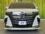 弊社では、全車『修復歴なし』のお車のみ取り扱っております。専任バイヤーによる厳選した仕入れの後、入庫後の車両チェックを行い、ネクステージが認定した高品質な中古車をご提供しております。
