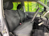 運転席シート廻りは使用感も少なく、良好な状態となっています。丁寧に使われていたことがよくわかりますね。