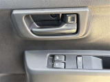 運転席窓操作部