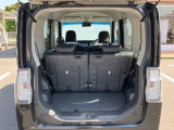 普段のお買い物や通勤、送迎等に十分な荷室スペースを確保しております。セカンドシートを倒すと、大きな荷物の積載も可能です♪