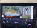 【パノラミックビューモニター】専用のカメラにより、上から見下ろしたような視点で360度クルマの周囲を確認することができます☆死角部分も確認しやすく、狭い場所での切り返しや駐車もスムーズに行えます。