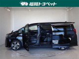 両側パワースライドドア付きだから、狭い駐車スペースなどでの 乗り降りラクラク!小さなお子さまのいるご家庭には嬉しい装備。