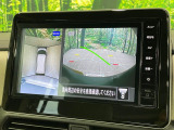 【アラウンドビューモニター】専用のカメラにより、上から見下ろしたような視点で360度クルマの周囲を確認することができます☆死角部分も確認しやすく、狭い場所での切り返しや駐車もスムーズに行えます。