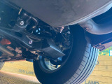 お車を安心してお乗りいただく為には、足回りの定期点検が欠かせません。サービスサポート(有償保証)では無料点検もご提供しており、安心のカーライフをお過ごしいただけるサポート体制が整っています。