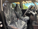 運転席シート廻りは使用感も少なく、良好な状態となっています。丁寧に使われていたことがよくわかりますね。