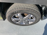 ガンメタ塗装のアルミホイール!【165/65R15】存在感があります★タイヤの溝もまだまだ!くわしくはスタッフへ。