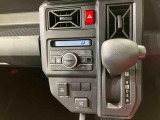 納車前にはプロのメカニックが、各部の点検を行います。ディーラーにしか出来ない品質、そしてサービスできっと満足していただけると思います!