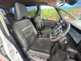 運転席シート廻りは使用感も少なく、良好な状態となっています。丁寧に使われていたことがよくわかりますね。