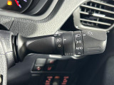 【オートライト(AUTO)】外の明るさをシステムが感知して、自動でヘッドライトが点灯します!ヘッドライトをつけ忘れを防ぐ便利機能です。