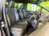 運転席シート廻りは使用感も少なく、良好な状態となっています。丁寧に使われていたことがよくわかりますね。
