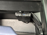 【ETC】有料道路を利用する際に料金所で停止することなく通過できる、ETC車載器(ノンストップ自動料金収受システム機器)が装備されています。セットアップを行うことで利用可能になります。