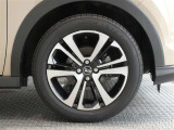 R5年式夏タイヤ195/60R17ダンロップ製です。