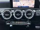 メルセデス・ベンツの定める厳しい基準をクリアしたお車のみをご案内させて頂きます。「認定中古車」は納車前整備がポイントです。販売するに相応しい車両の選定と、納車前整備に力を注いでおります。