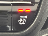【シートヒーター】寒い日に重宝するシートヒーター!エアコンより早く温まってくれるので寒がりの人も安心ですね♪エアコンの温風は乾燥するから苦手、という方にもをおすすめです。