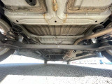 【下回り】目立つ錆や腐食もなくきれいな状態です。もちろん納車前には法定点検を実施致します。