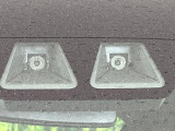 【スマートアシスト】走行中に前方の車両等を認識し、衝突しそうな時は警報とブレーキで衝突回避と被害軽減をアシスト。より安全にドライブをお楽しみいただけます。