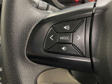 【ステアリングスイッチ】ハンドルから手を離すことなく操作することが可能です。