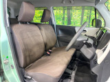 運転席シート廻りは使用感も少なく、良好な状態となっています。丁寧に使われていたことがよくわかりますね。