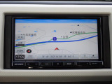 ナビ装備で知らない場所もあっという間に検索。ちょっとしたお出かけや旅行もこれでばっちりですね。