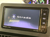 【ナビゲーション】使いやすいナビで目的地までしっかり案内してくれます。各種オーディオ再生機能も充実しており、お車の運転がさらに楽しくなります!!