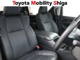 運手席も助手席もリラックスしてゆったりと座っていただけます。