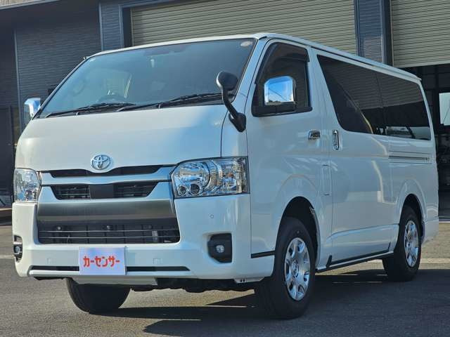トヨタ ハイエースバン 