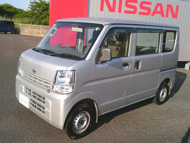 日産 NV100クリッパー 