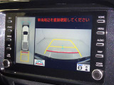 バックモニター付なので後退時に後方が見えるので安心。 車は構造上、死角がたくさんなので万が一を考えると必須ですね。 あくまで補助の為の装備、バックは目視で確認する事が重要ですよ。