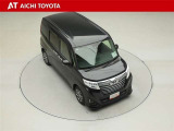 両側パワースライドドア付きだから、狭い駐車スペースなどでの乗り降りラクラク♪小さなお子さまのいるご家庭には嬉しい装備です。