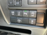 各種スイッチ類です。