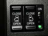 室内スイッチやリモコンで電動スライドドアの開閉が出来ます。電動なので半ドアになる心配もなく楽に開閉ができます。