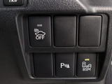 ★使いやすさや安全性を追求したステアリング周り!高級車ゆえにスイッチ類が多いのも特徴ですね!考え尽くされた配置ですぐに使いこなす事が出来ますのでご安心下さい!是非、体感してみて下さい!!