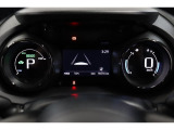 マルチインフォメーションディスプレイ付きのメーターです!エコ運転へ導く多彩な情報を表示してくれます。