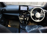 前席全体 目線も高く広い視界で安心して運転することができますね!