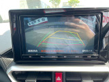 〔バックカメラ〕ナビゲーションにこのように映ります。見えずらい真後ろもこれで安心ですよ!