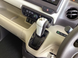 発進時から滑らかに加速する無段階変速のCVTはストップ&ゴーの多い街の中も快適です