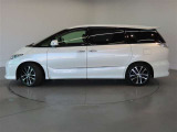 両側パワースライドドア付きだから、狭い駐車スペースなどでの 乗り降りラクラク!小さなお子さまのいるご家庭には嬉しい装備。