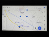 ディスプレイオーディオを装備。スマホとクルマをつなぐことで、これまでのナビに加えて、いろんなサービスが楽しめます。