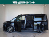 両側パワースライドドア付きだから、狭い駐車スペースなどでの 乗り降りラクラク!小さなお子さまのいるご家庭には嬉しい装備。