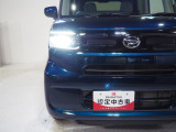 ヘッドライトはLEDタイプ。夜間の運転も安心です。