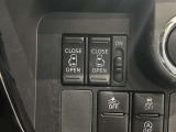【両側パワースライドドア】スマートキーや運転席のスイッチで後席両側スライドドアの開閉が可能♪