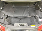 普段のお買い物や通勤、送迎等に十分な荷室スペースを確保しております。