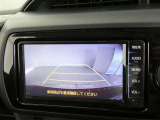 バックガイドモニターで、後方を確認しながら安心して駐車することができます。運転初心者も熟練者も必須の機能ですよ!