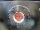 オートエアコンですので、車内を快適な空間に出来ます♪