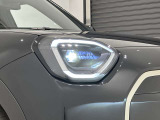 LEDヘッドライトは多角形のデザインに一新されました