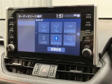 【Bluetooth接続できます♪】 スマートフォンやポータブルオーディオで持ち歩いているお気に入りの曲をBluetoothでワイヤレス再生できます♪ ドライブがさらに楽しくなりますネ♪