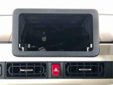 当車両はオーディオレスです。多彩なナビゲーション・オーディオをご用意しております。詳しくは当店スタッフにお問い合わせください。