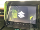 【純正9型ナビ】人気の純正ナビを装備しております。ナビの使いやすさはもちろん、オーディオ機能も充実!キャンプや旅行はもちろん、通勤や買い物など普段のドライブも楽しくなるはず♪