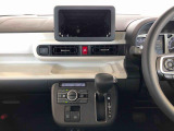 温度を設定すれば、自動で車内の温度管理をしてくれる優れものです♪ATミッションで運転楽々