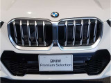 ☆BMWの代名詞とも言える【キドニーグリル】一目見ただけでBMW車であると認識できる確固たるアイコンとして存在感を放ちます☆